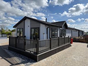 Photo 12- click for photo gallery